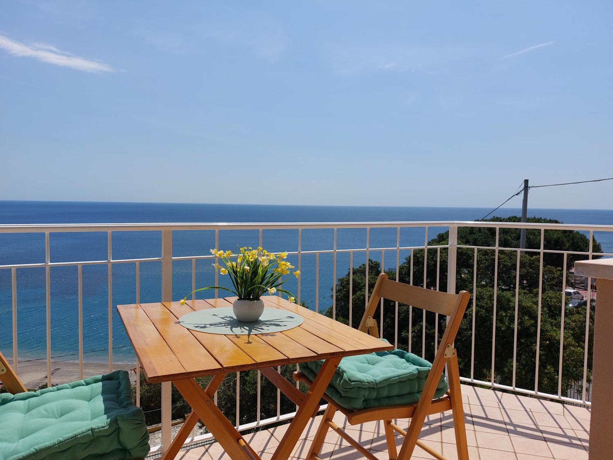 ברג'ג'י Una Finestra Sul Mare Home 2 מראה חיצוני תמונה